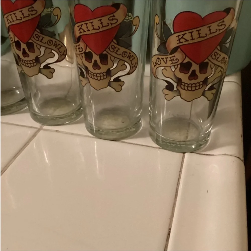 Ed Hardy Set of Drinking Glasses